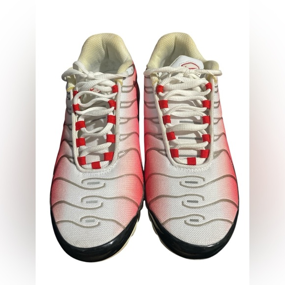 Nike Air Max + Fire & Ice - Picture 2 of 5